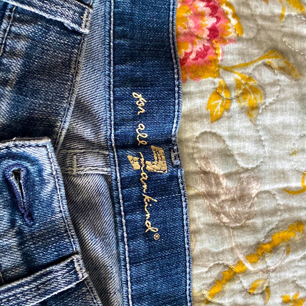 Gently used condition, great jeans.